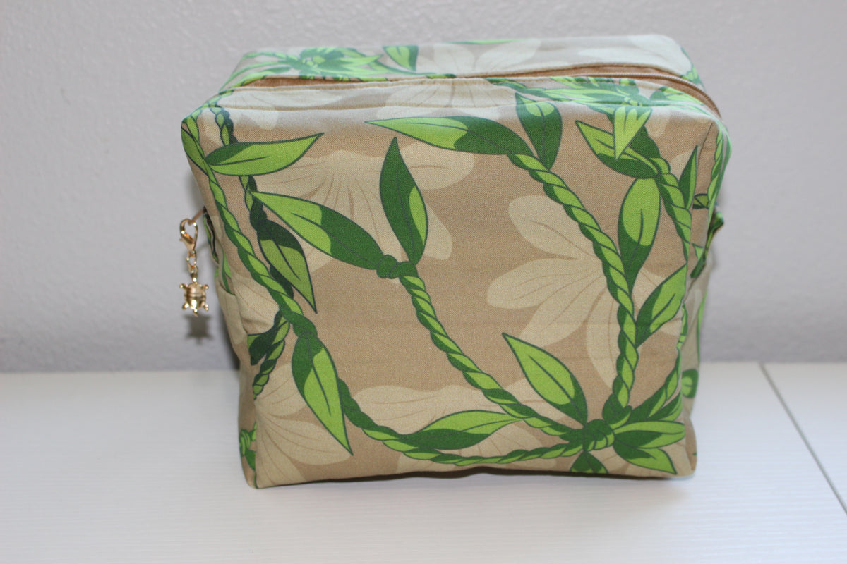 BOXY COSMETIC/TRAVEL POUCH
