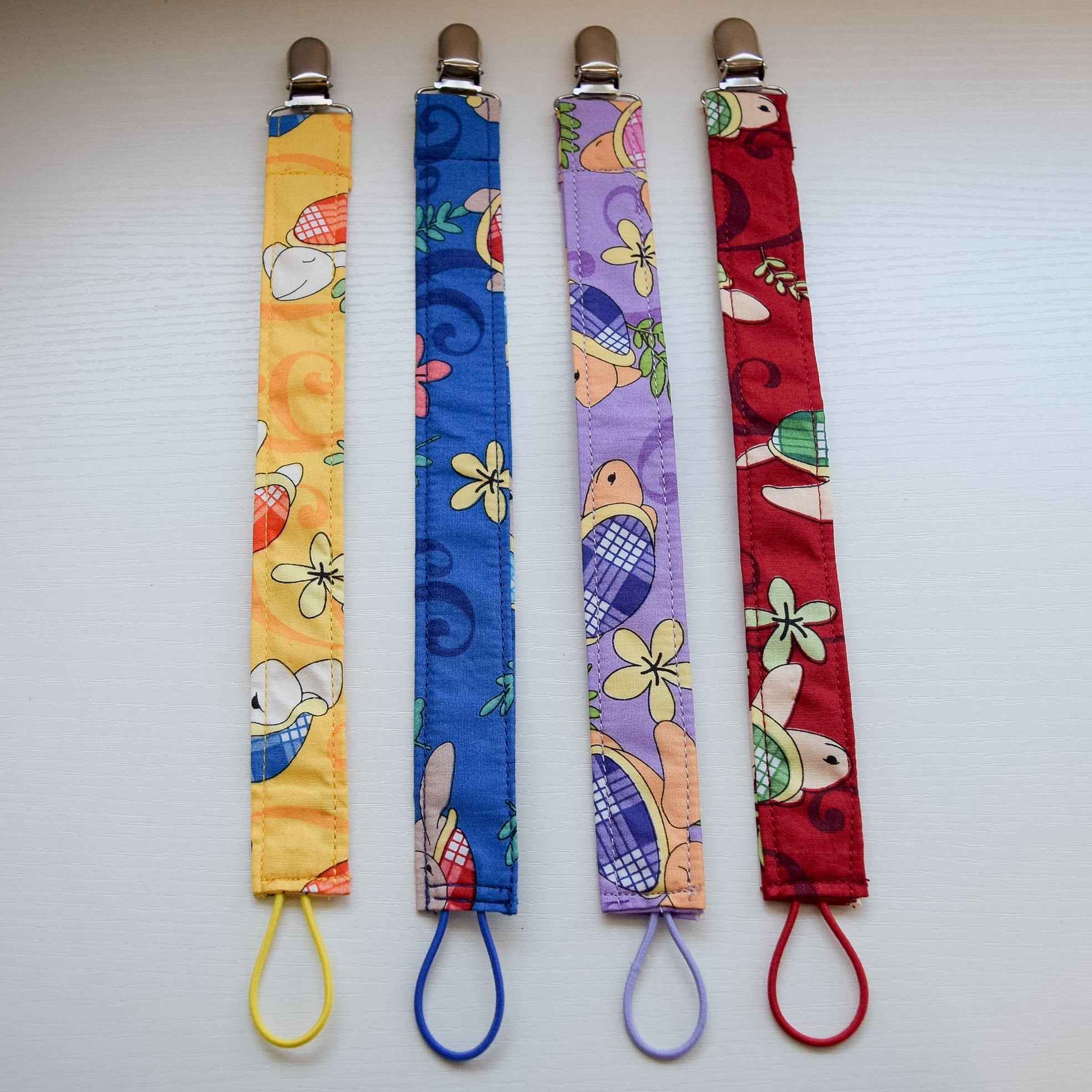 INFANT PACIFIER CLIPS