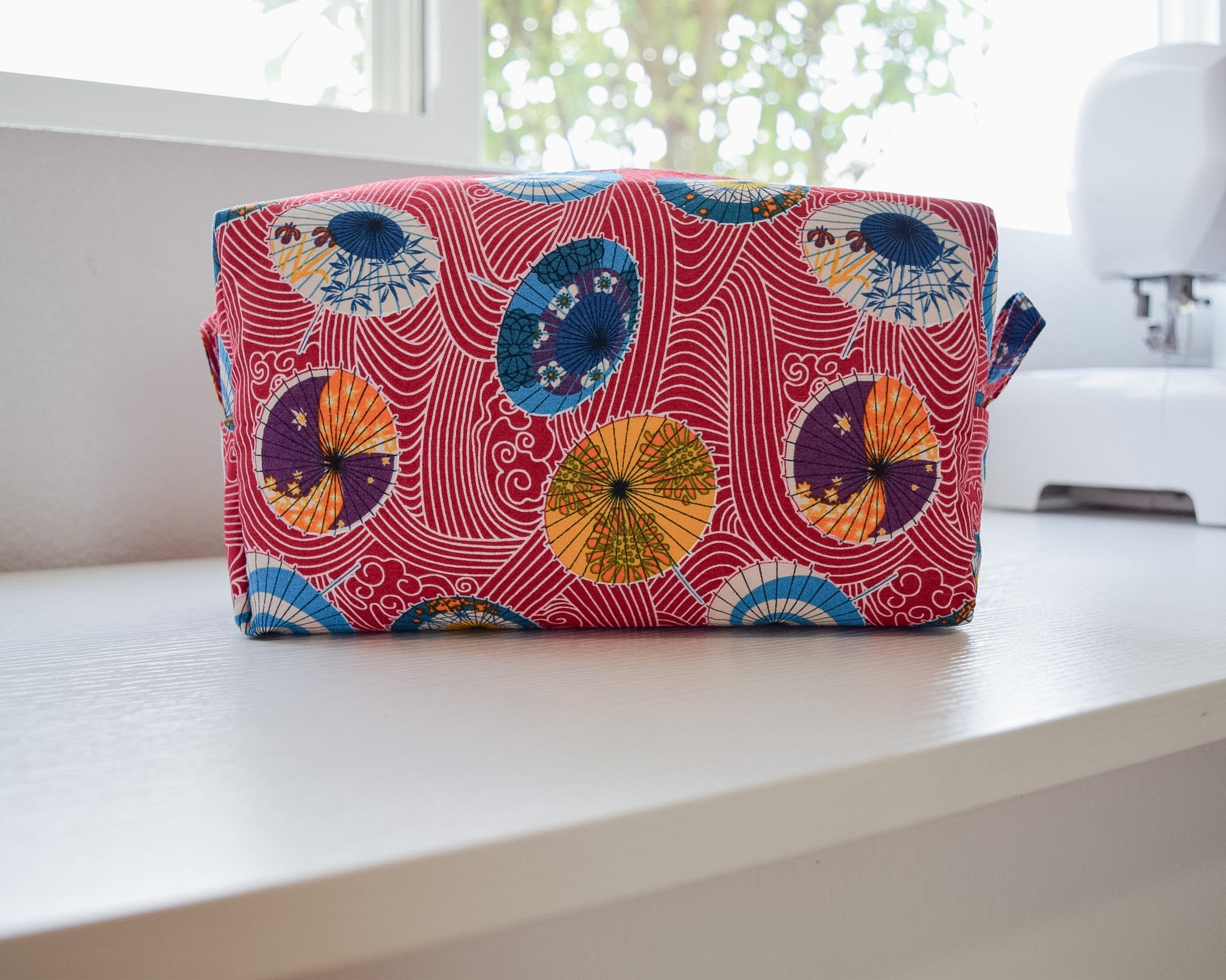 BOXY COSMETIC/TRAVEL POUCH